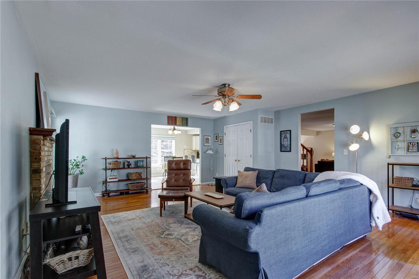 564 Woodlyn Crossing Ballwin, MO 63021 - Photo 18 of 55