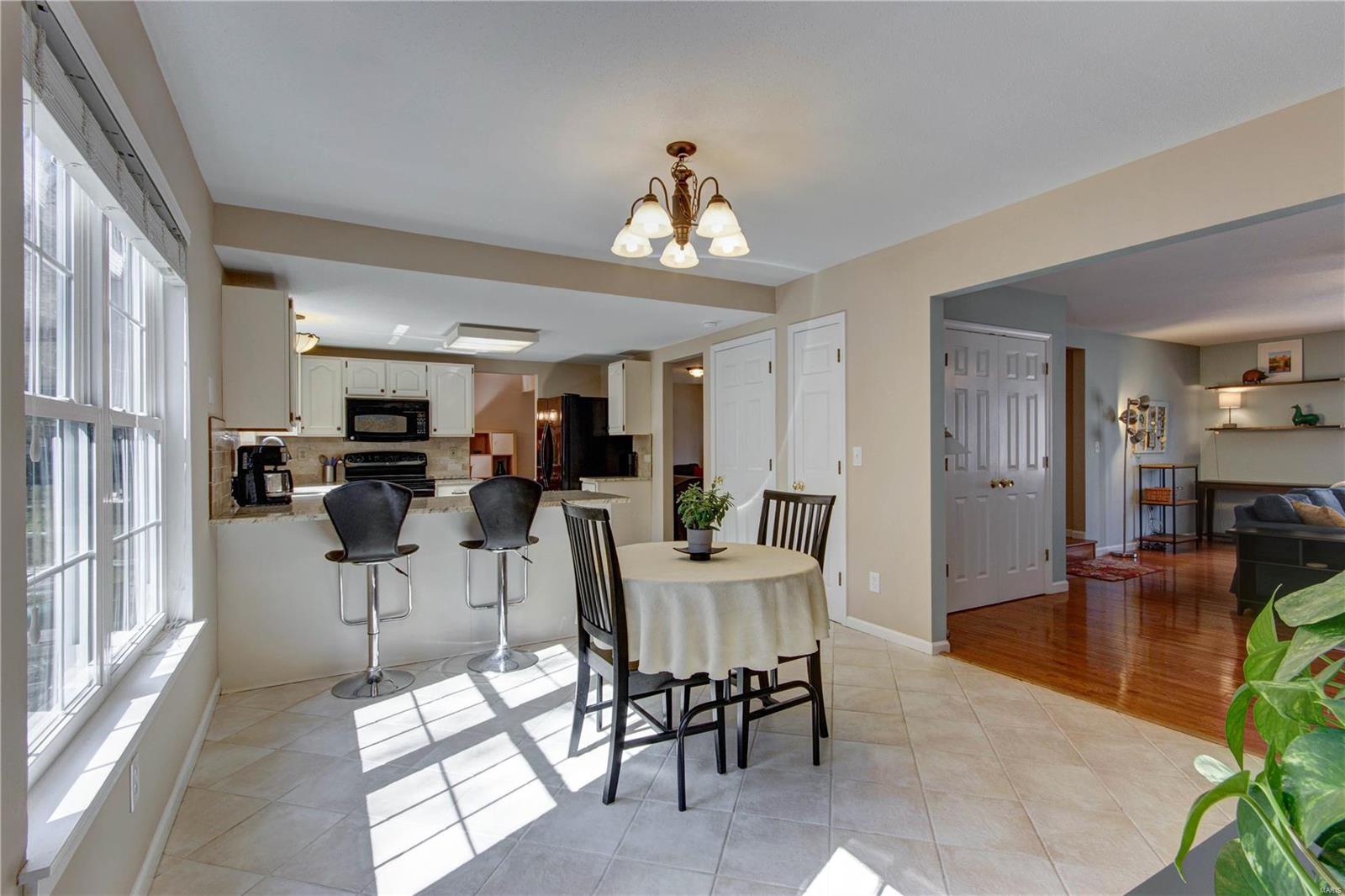 564 Woodlyn Crossing Ballwin, MO 63021 - Photo 22 of 55