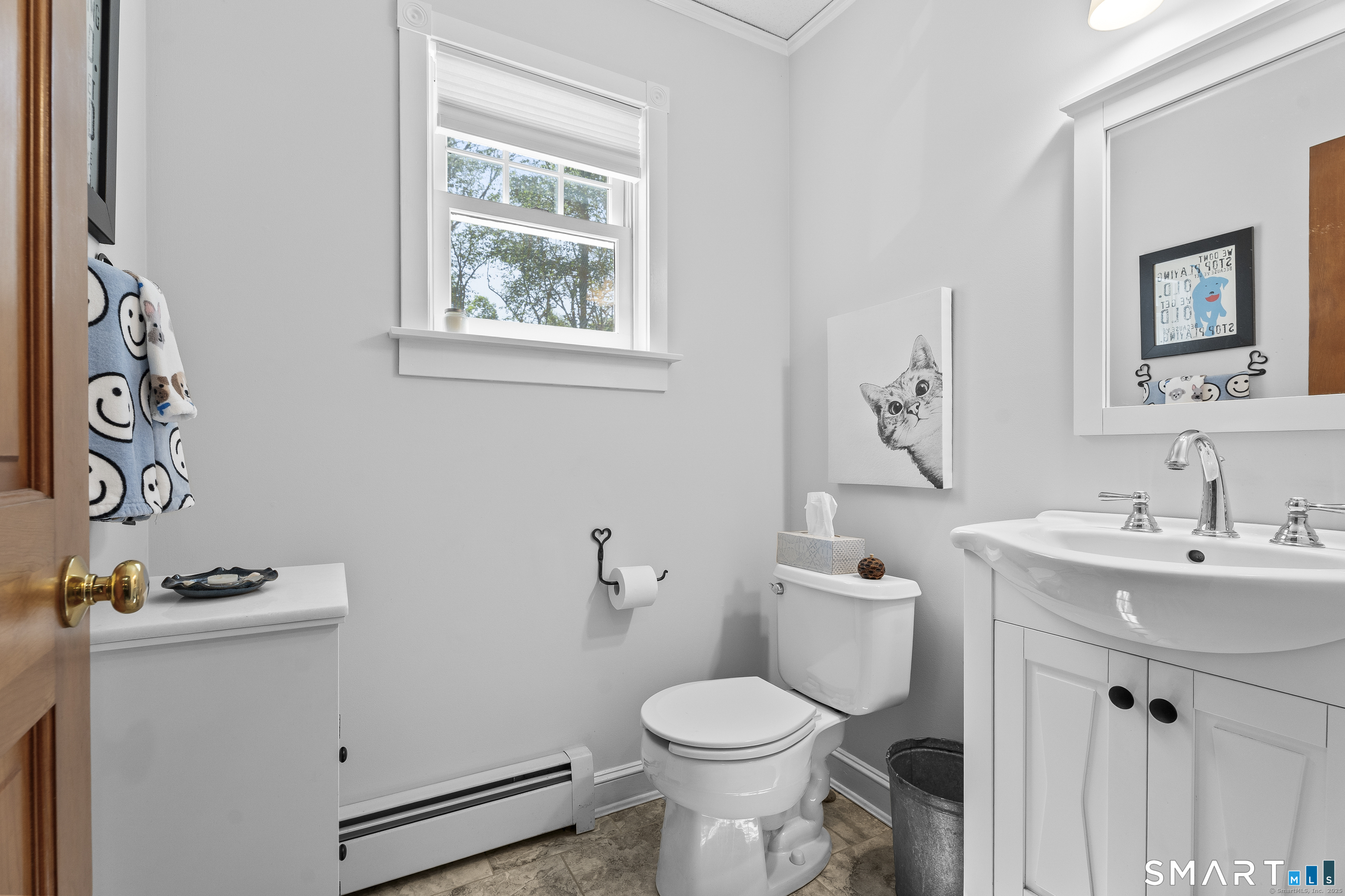 9 Rivendell Road Marlborough, CT 06447 - Photo 14 of 40 Half bath.