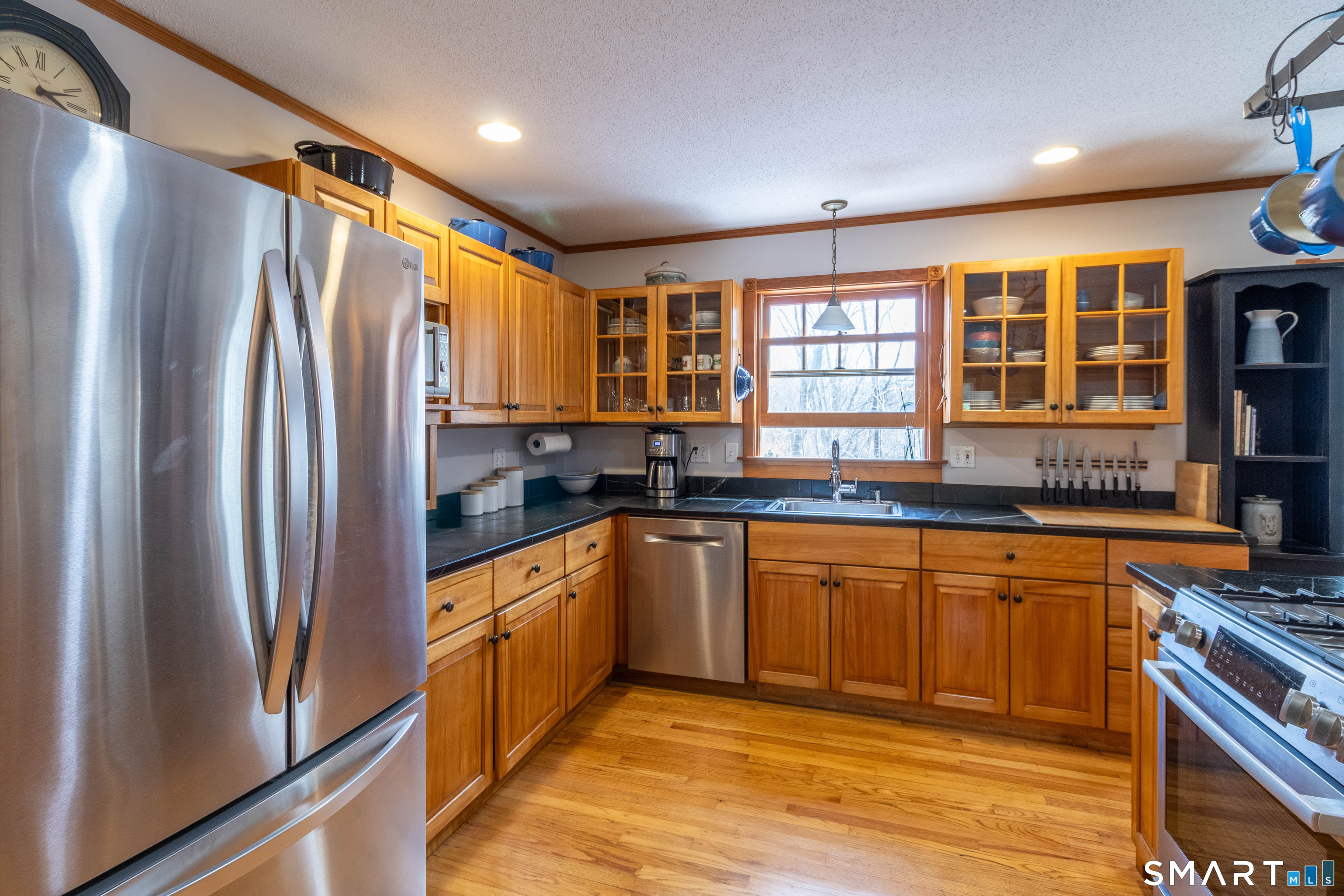 9 Rivendell Road Marlborough, CT 06447 - Photo 6 of 40