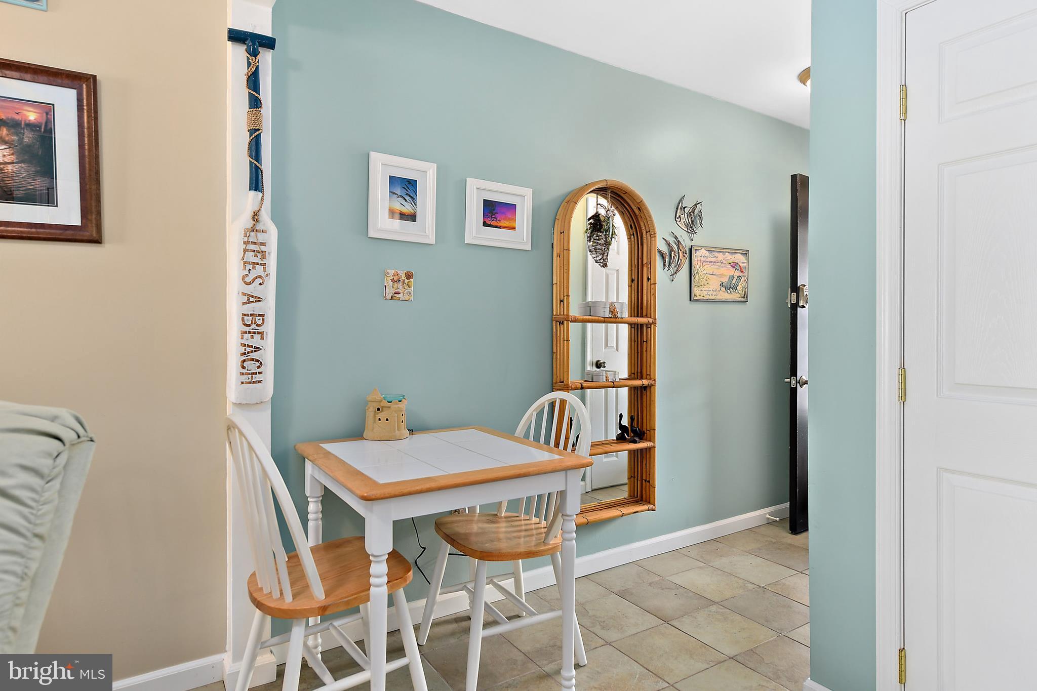 616 Salt Spray Road Ocean City, MD 21842 - Photo 17 of 30 CASUAL DINING AREA