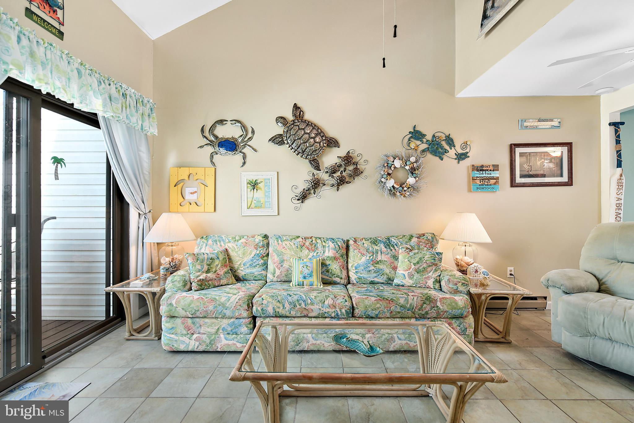 616 Salt Spray Road Ocean City, MD 21842 - Photo 9 of 30 UPDATED FURNISHINGS & DECOR