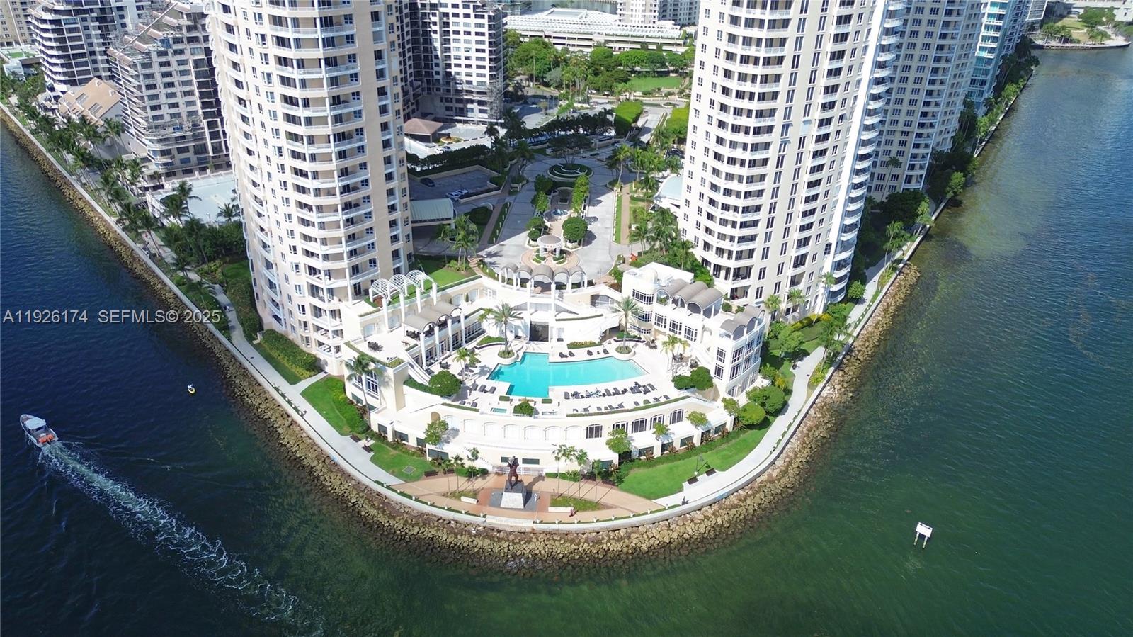 848 Brickell Key Drive, Unit 306 Miami, FL 33131 - Photo 40 of 66