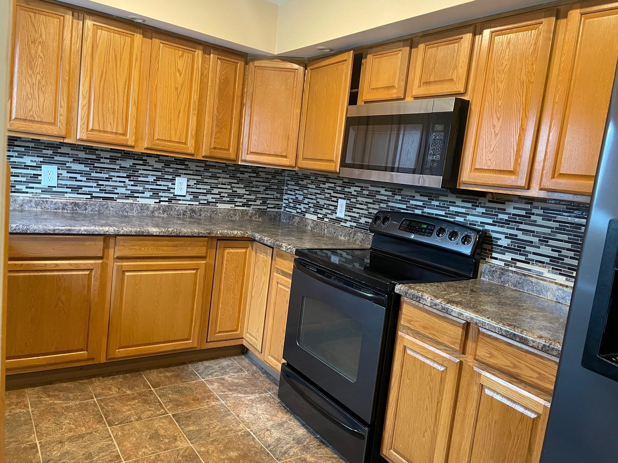 4072 Hickman Road Columbus, OH 43224 - Photo 7 of 16 Gallery Image 7