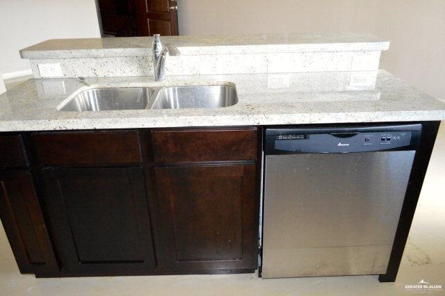 2705 Mimosa Street, Unit 7 Mission, TX 78574 - Photo 6 of 9 a close view of sink