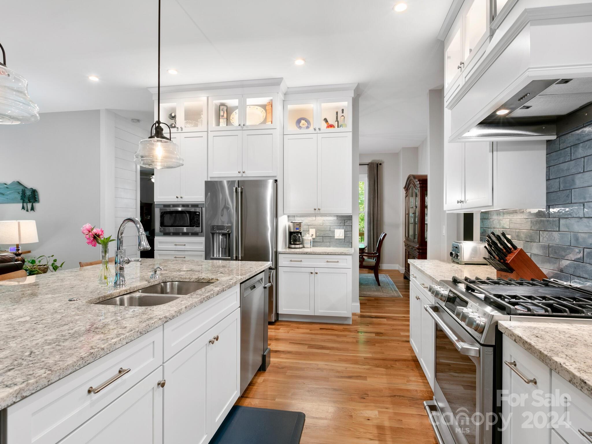 25 Ducketts Grove Road Fletcher, NC 28732 - Photo 7 of 25 Gallery Image 7