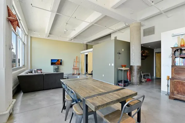 $3,295 | 700 North Washington Avenue, Unit 514, Minneapolis, MN 55401