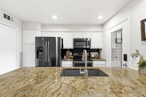 $339,000 | 543 Josephine Street, Dallas, TX 75246