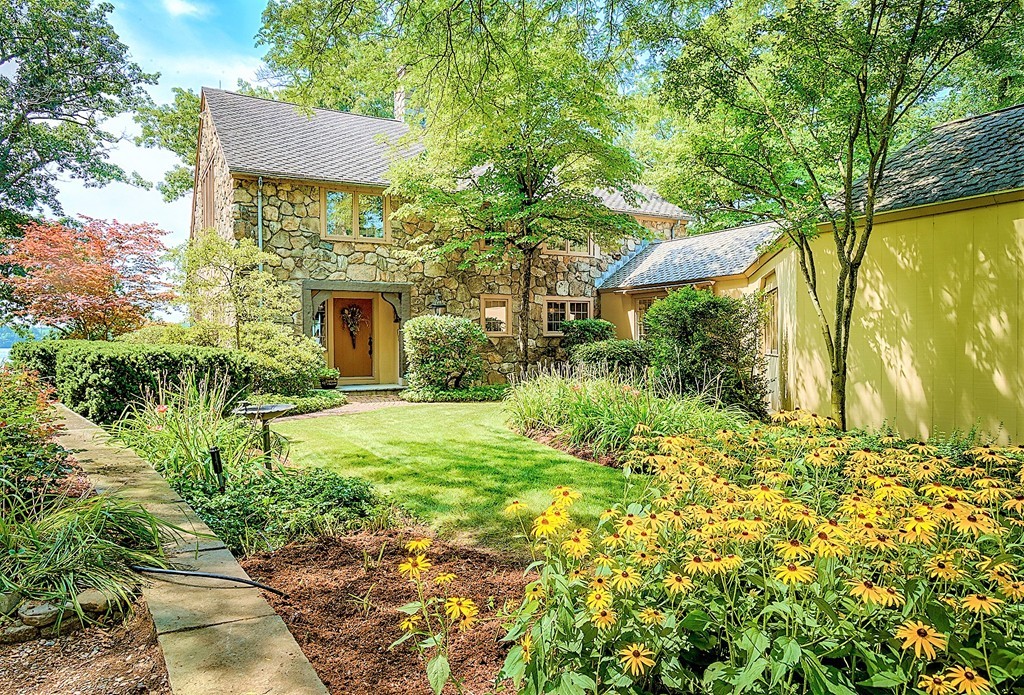 161 Gilmore Road Wrentham, MA 02093 - Photo 1 of 26 Gallery Image 1