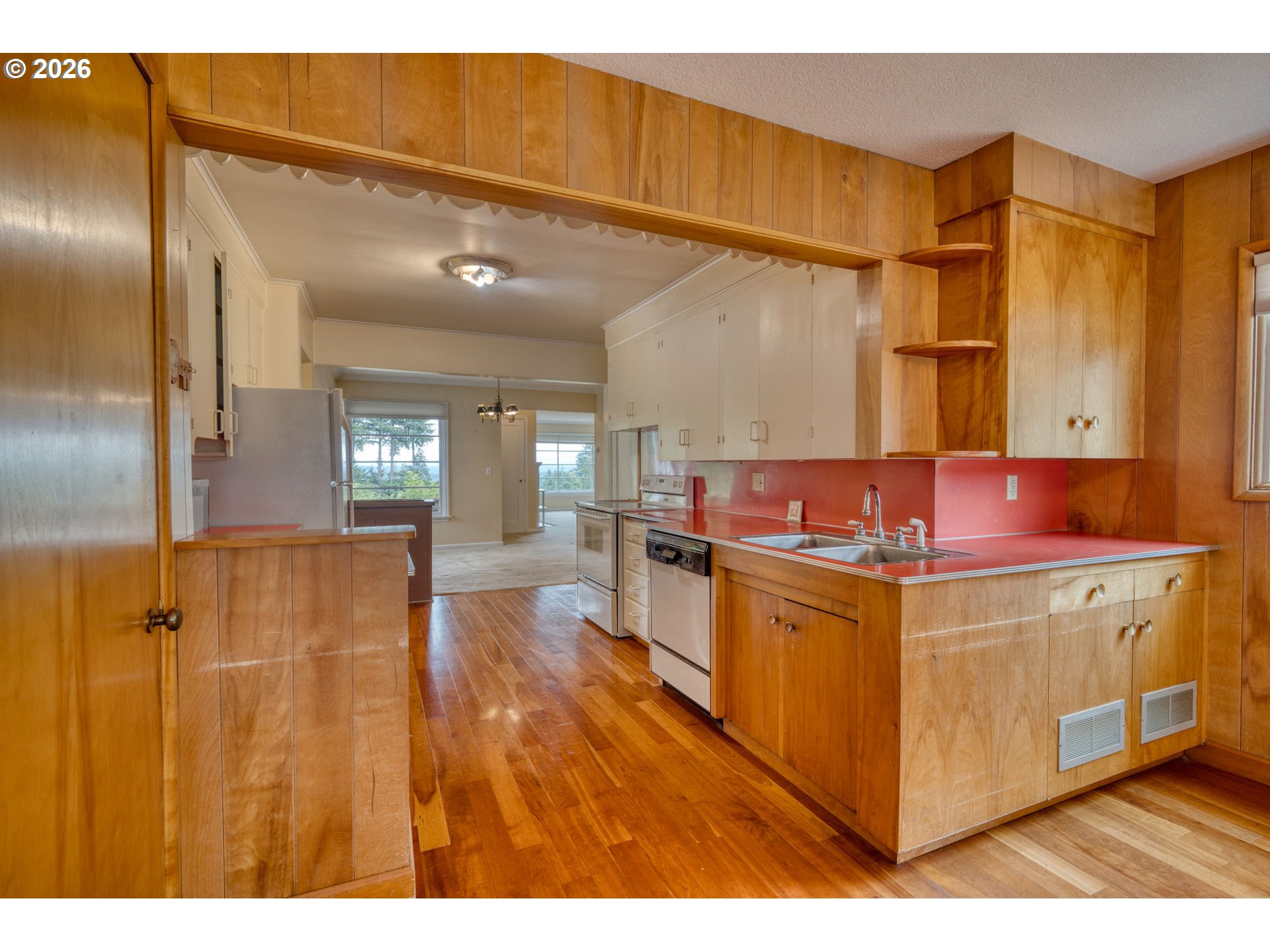 35177 Pittsburg Road St. Helens, OR 97051 - Photo 5 of 46 Kitchen