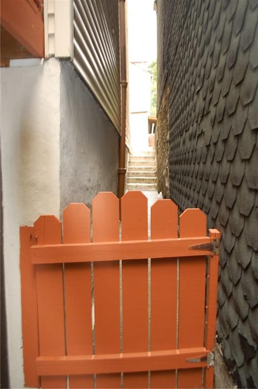 46 Solar Street Pittsburgh, PA 15212 - Photo 25 of 25 Walkway from Under Deck to Street