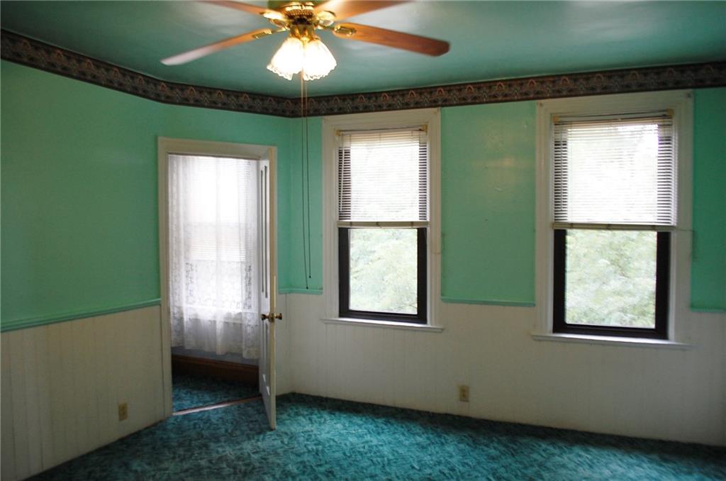 46 Solar Street Pittsburgh, PA 15212 - Photo 10 of 25 Bedroom Has Access to Third Floor