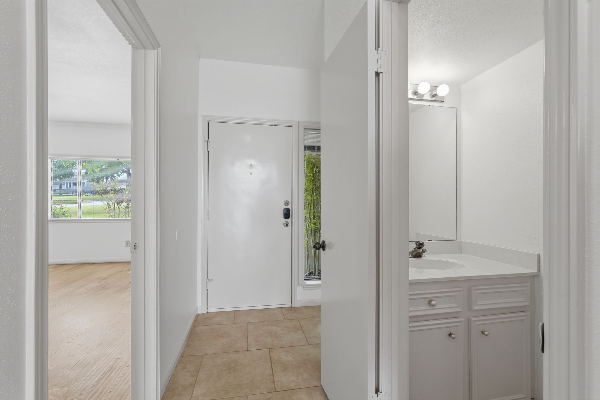134 April Point Drive South Conroe, TX 77356 - Photo 19 of 50