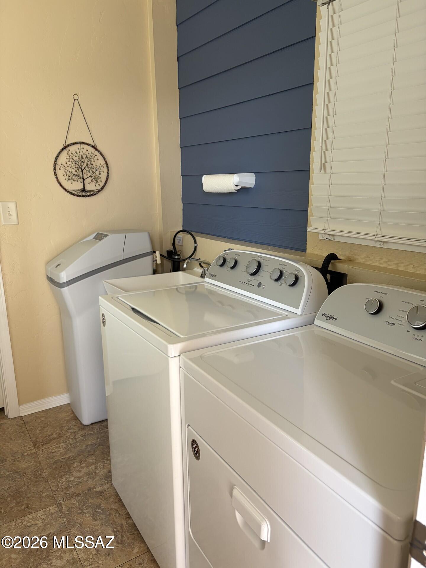 1030 Barrel Cactus Ridge, Unit 108 Benson, AZ 85602 - Photo 21 of 33 Laundry room