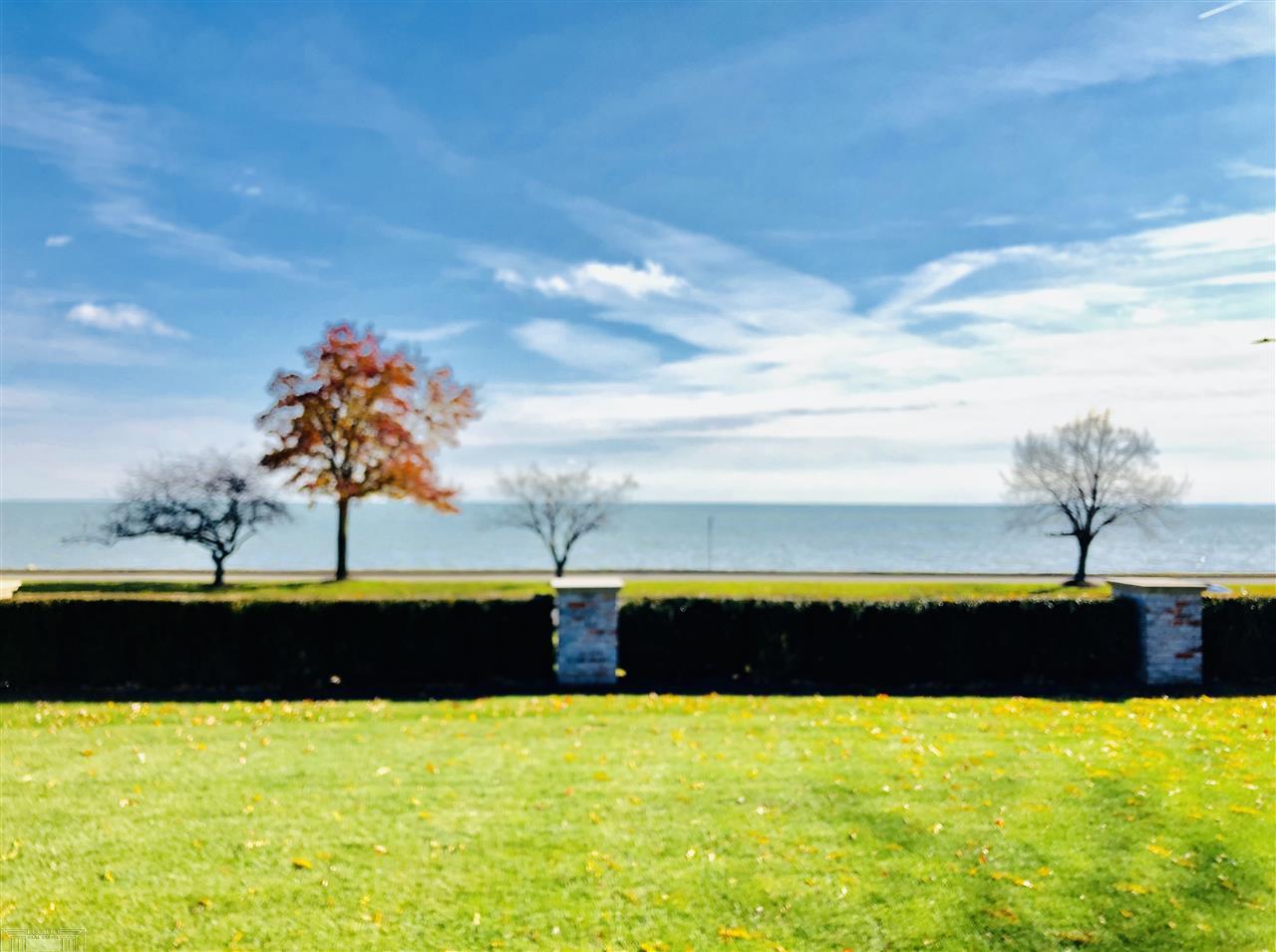 467 Lake Shore Road Grosse Pointe Farms, MI 48236 - Photo 7 of 9