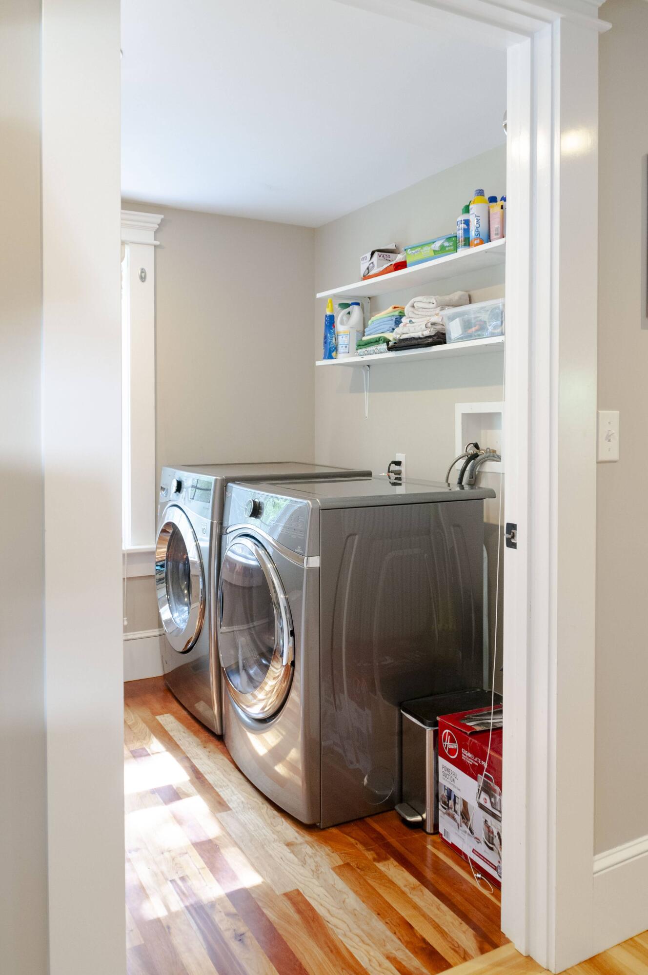 1774 South County Road Osterville, MA 02655 - Photo 38 of 75 a utility room with dryer and washer