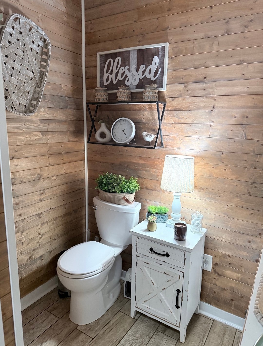 99 Busby Road Loretto, TN 38469 - Photo 18 of 25 a bathroom with a toilet and a sink