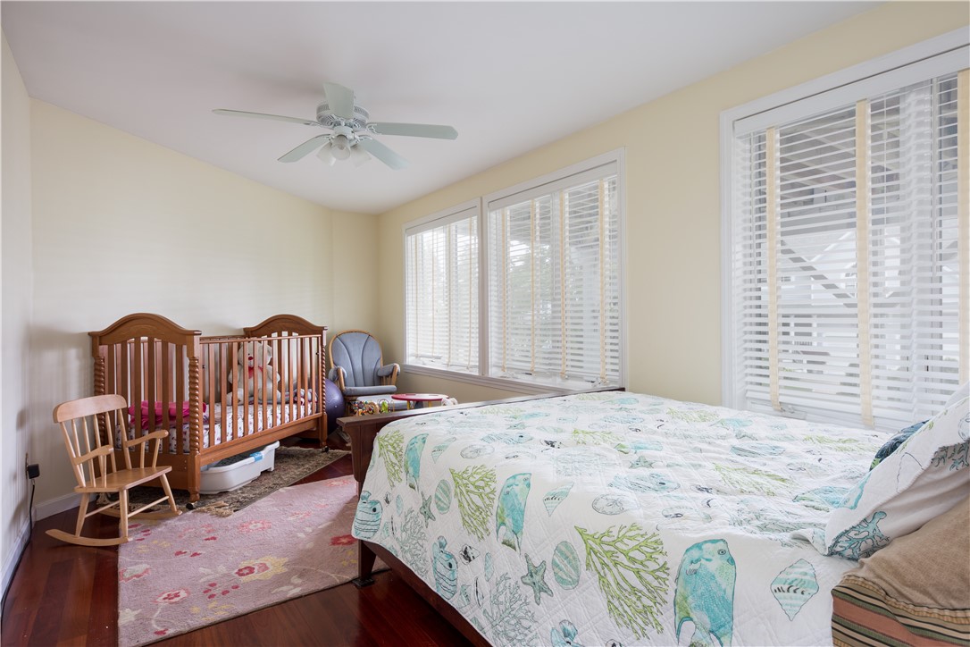 6 Dunes Road Narragansett, RI 02882 - Photo 8 of 26