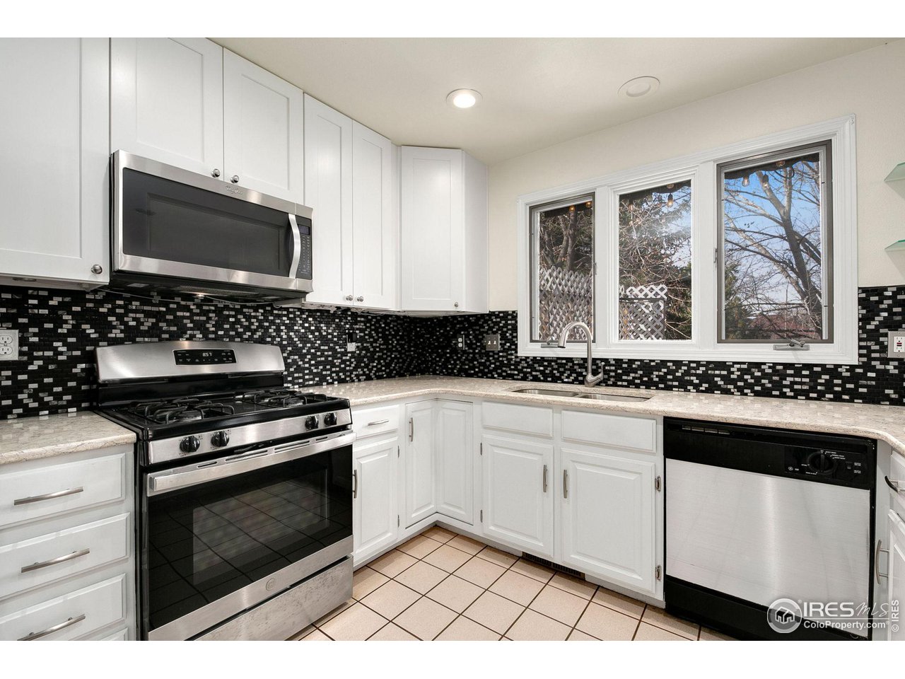 2718 Antelope Road Fort Collins, CO 80525 - Photo 15 of 40 Gallery Image 15