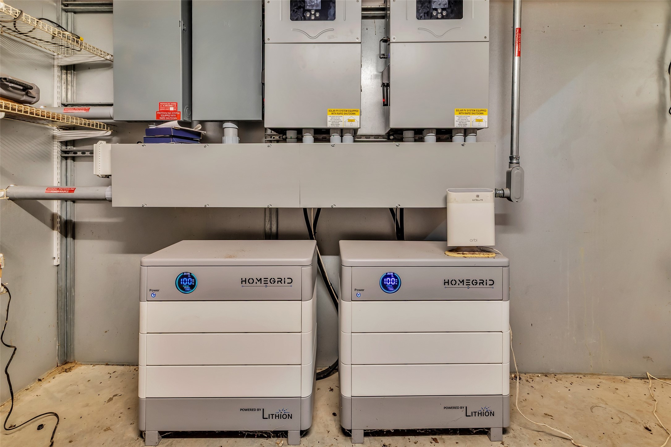 28414 Dobbin-Huffsmith Road Magnolia, TX 77354 - Photo 37 of 39 a utility room with dryer and washer
