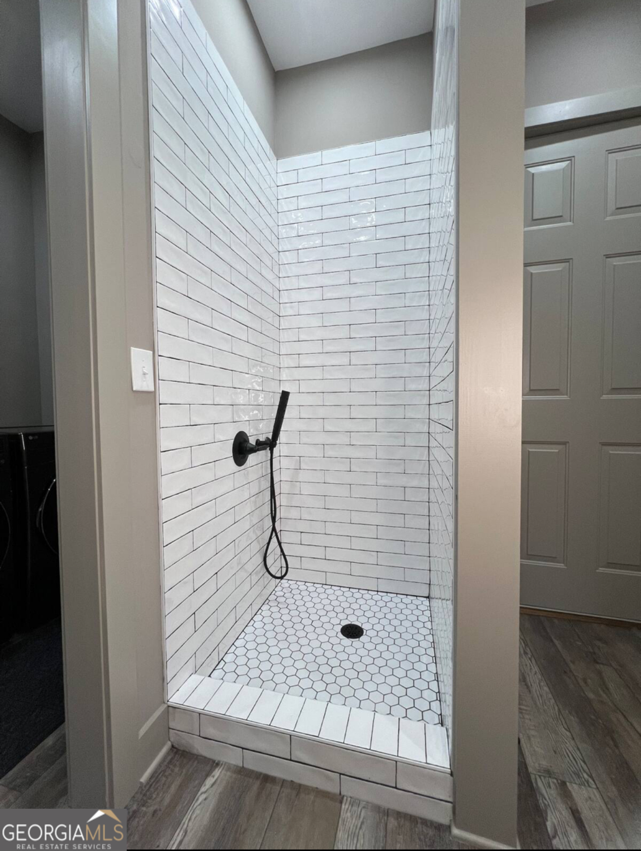 950 Island Shoals Road Jackson, GA 30233 - Photo 8 of 20 a bathroom with a shower