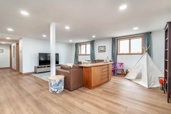 $249,900 | 417 East Division Street, Elbow Lake, MN 56531