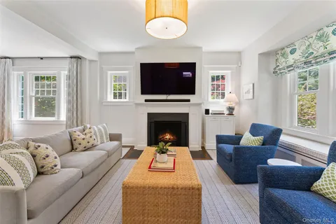 $1,395,000 | 33 Merriam Avenue, Bronxville, NY 10708