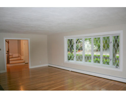 42 Longmeadow Road Belmont, MA 02478 - Photo 8 of 21