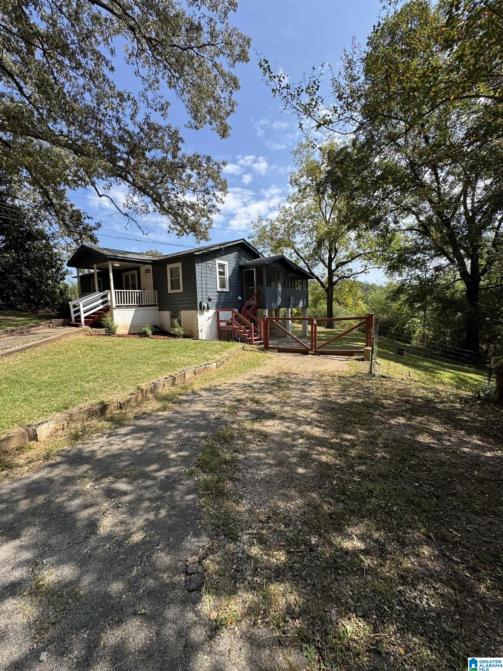 2011 Mountain View Road Birmingham, AL 35210 - Photo 11 of 45