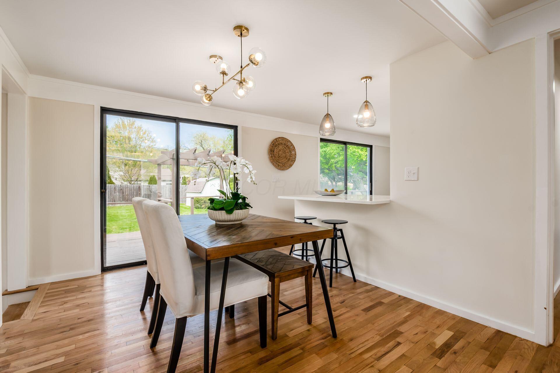 2228 McCoy Road Upper Arlington, OH 43220 - Photo 5 of 48 Dining Room