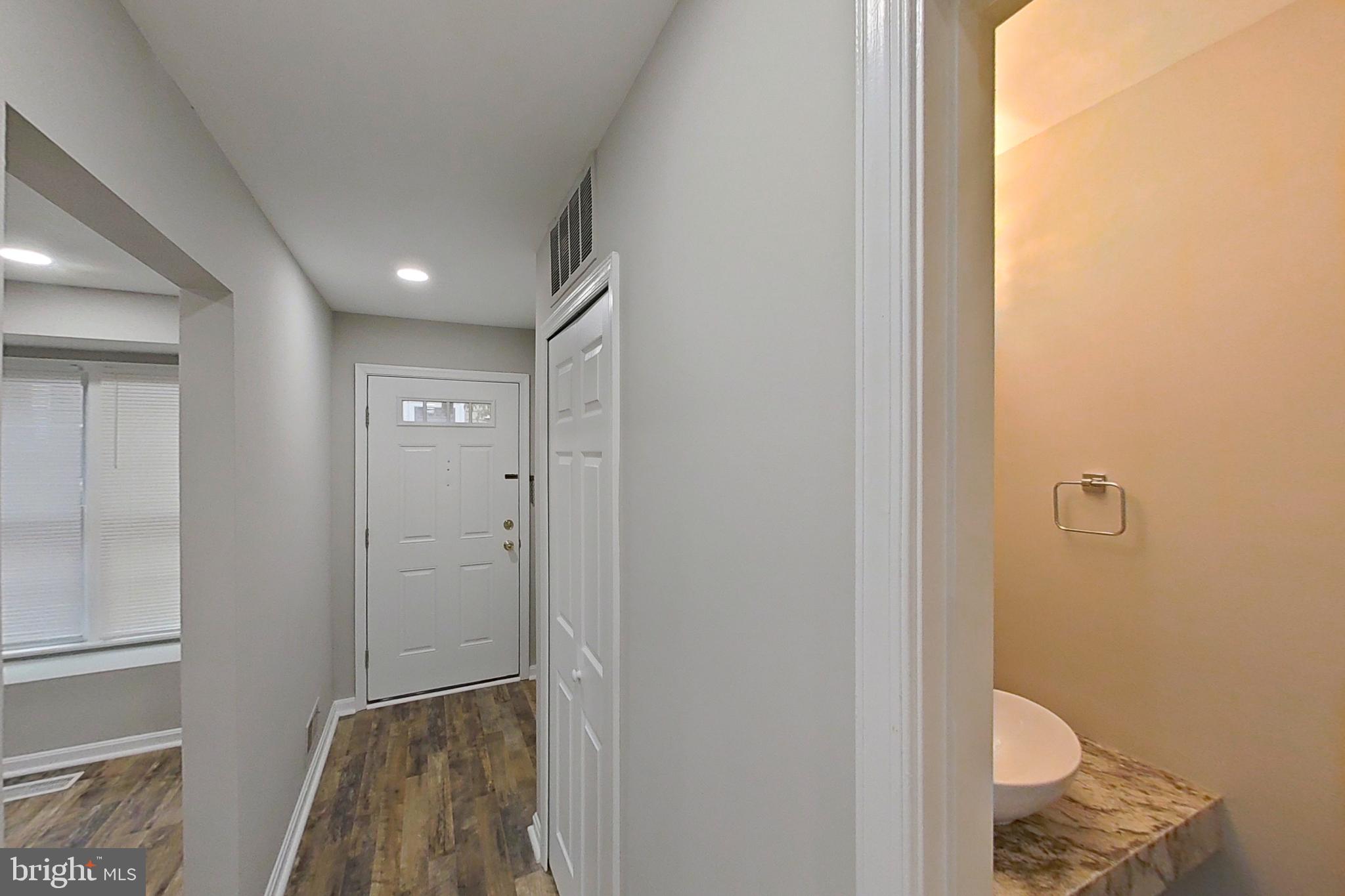 3940 9th Road South Arlington, VA 22204 - Photo 2 of 39 Gallery Image 2