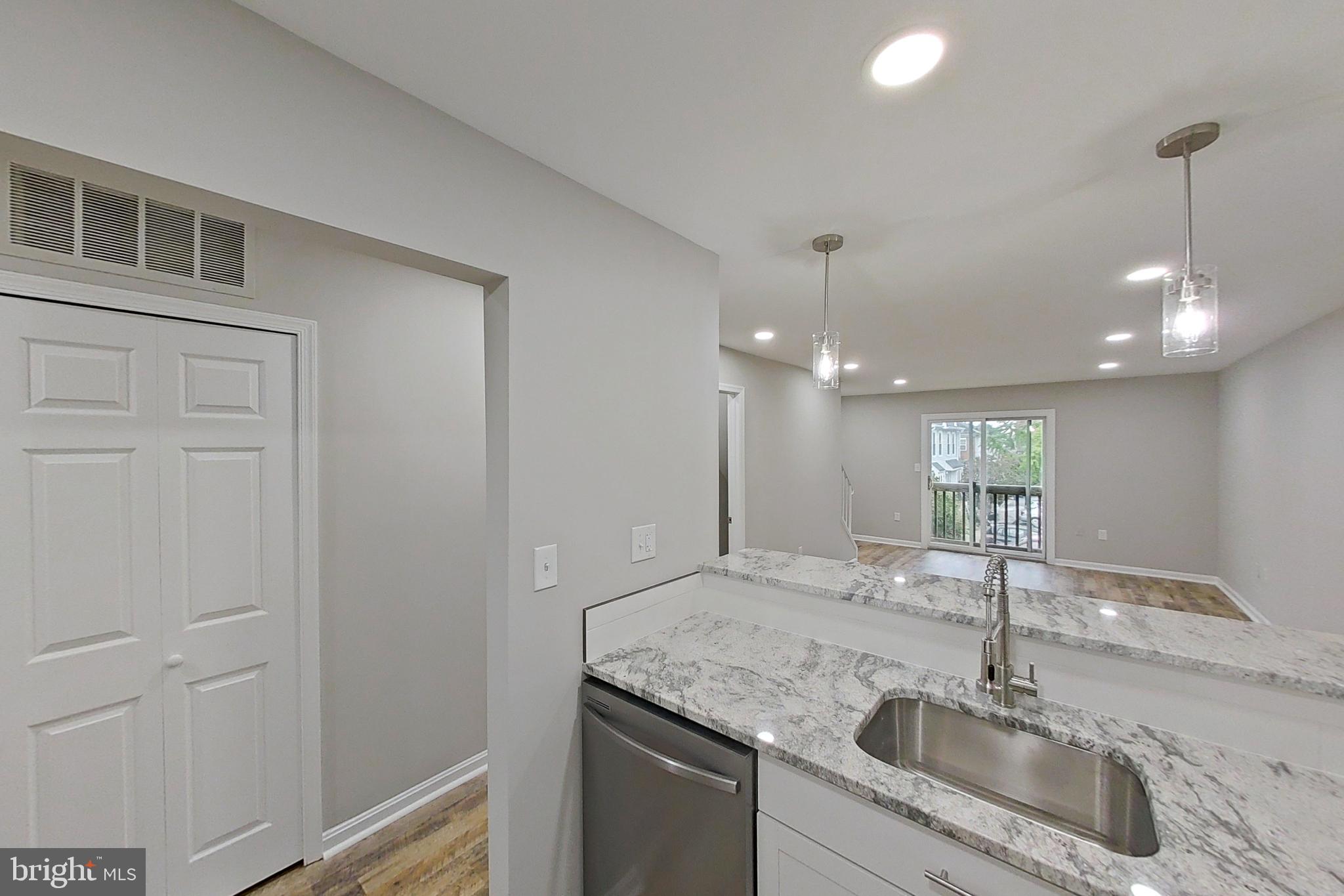 3940 9th Road South Arlington, VA 22204 - Photo 7 of 39 Gallery Image 7