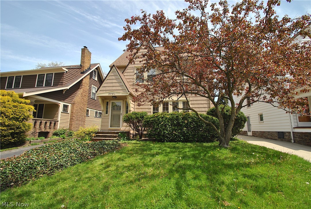 3491 Northcliffe Road Cleveland, OH 44118 - Photo 2 of 12 Gallery Image 2