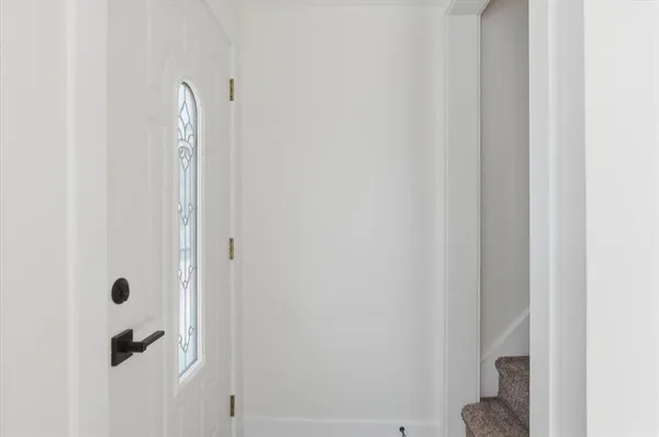 $469,000 | 1960 North Avenue, Burlington, VT 05408