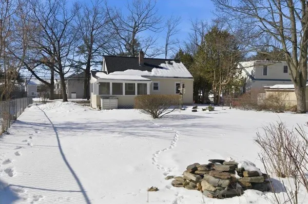 $469,000 | 1960 North Avenue, Burlington, VT 05408
