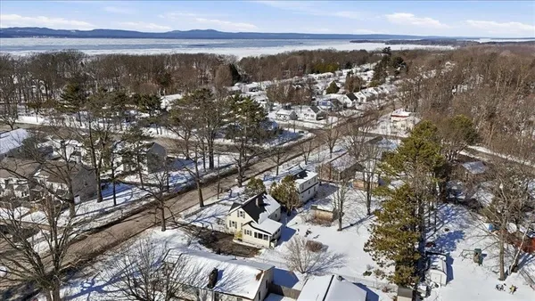 $469,000 | 1960 North Avenue, Burlington, VT 05408
