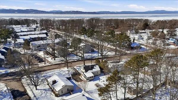 $469,000 | 1960 North Avenue, Burlington, VT 05408