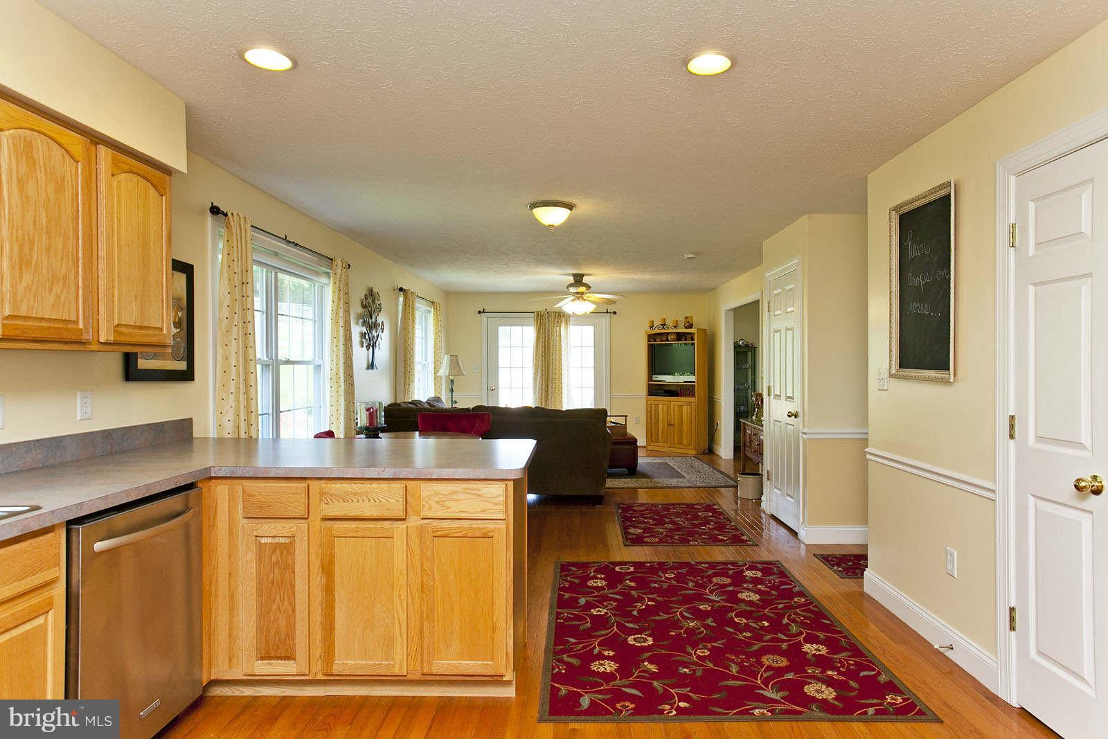 3874 Back Mountain Road Winchester, VA 22602 - Photo 3 of 30 Kitchen