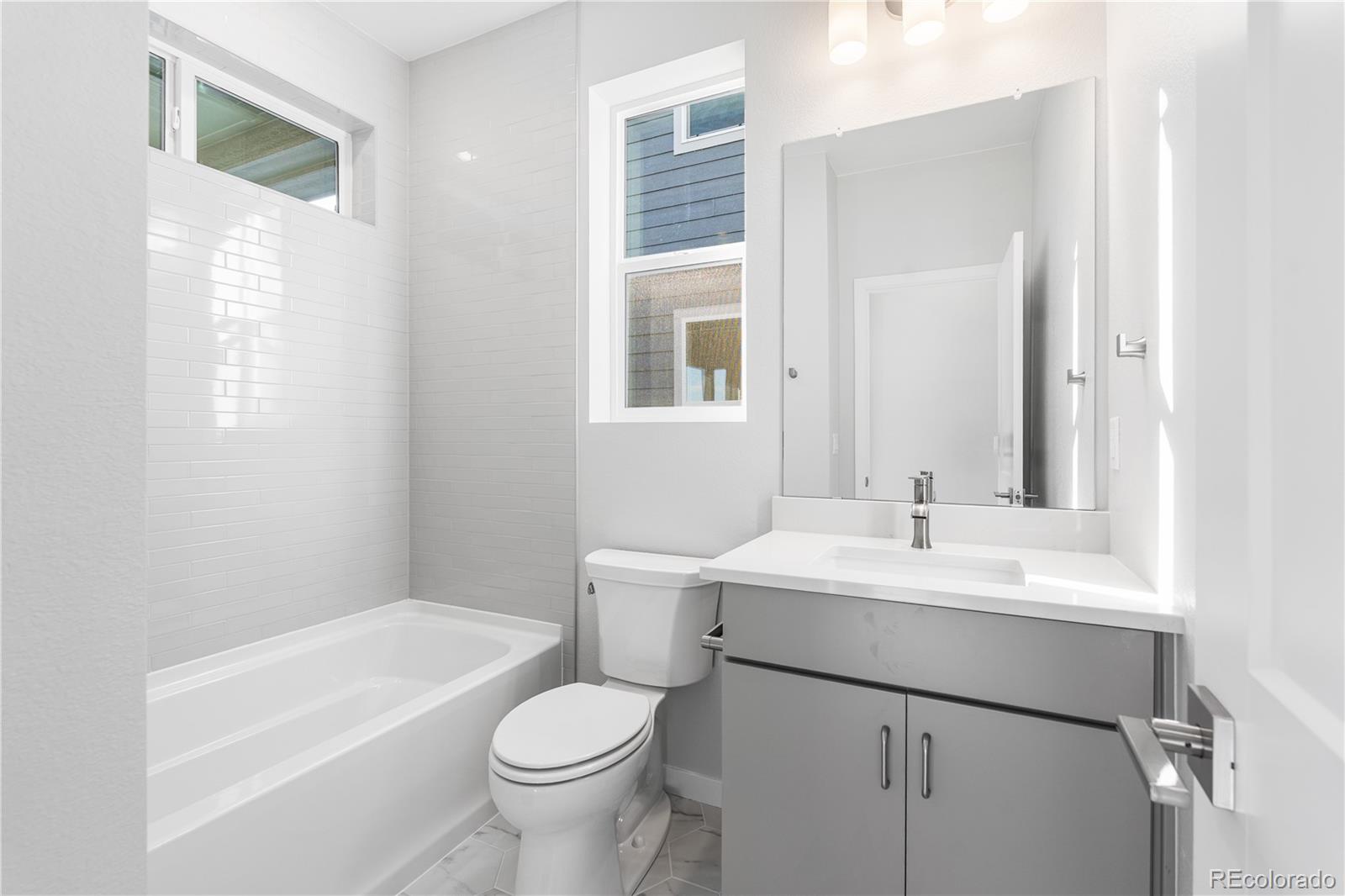 12124 Octave Avenue Lone Tree, CO 80134 - Photo 10 of 32