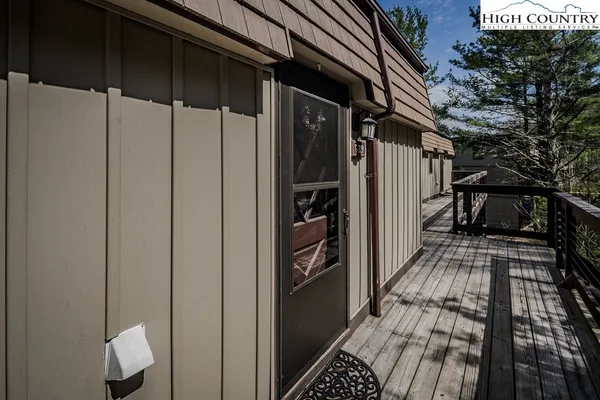 $189,000 | 103 Upper Holiday Lane, Unit G329, Beech Mountain, NC 28604