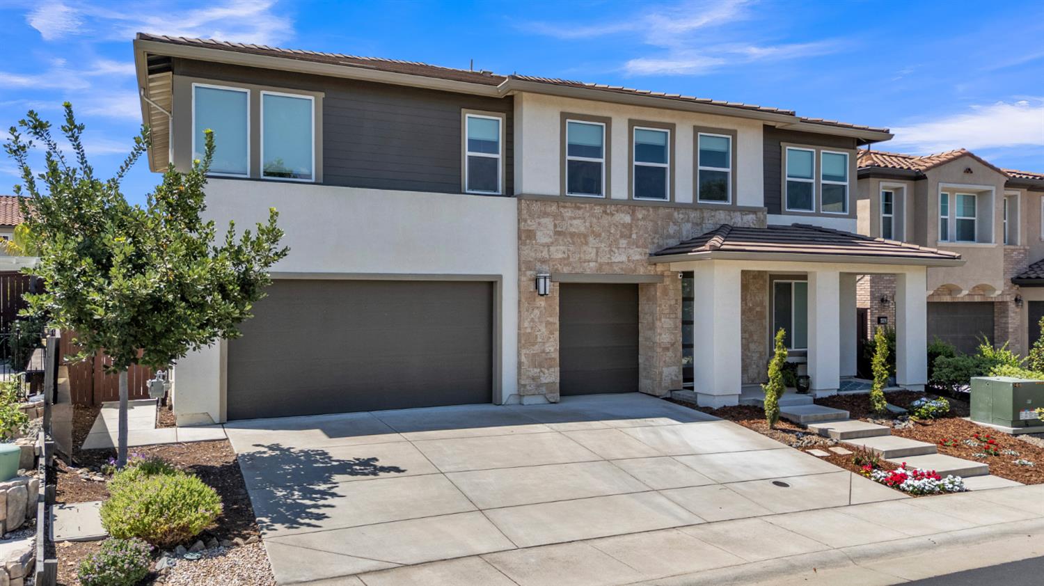 4687 Stone Ranch Drive Folsom, CA 95630 - Photo 3 of 63