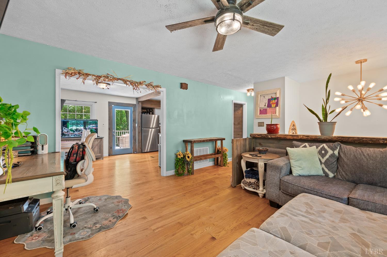 1778 Parker Road Bedford, VA 24523 - Photo 7 of 44