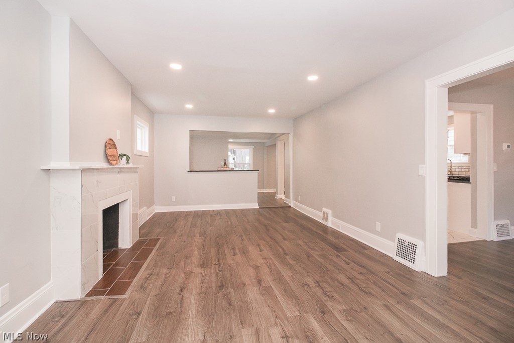 3523 Northcliffe Road Cleveland Heights, OH 44118 - Photo 4 of 34