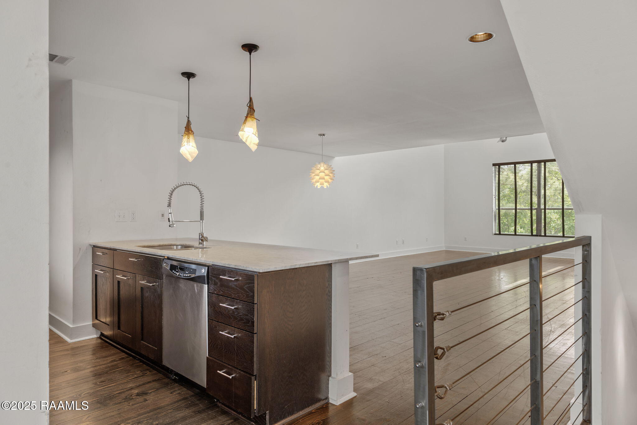 1201 South College Road, Unit 10 Lafayette, LA 70503 - Photo 3 of 26 Kitchen Living