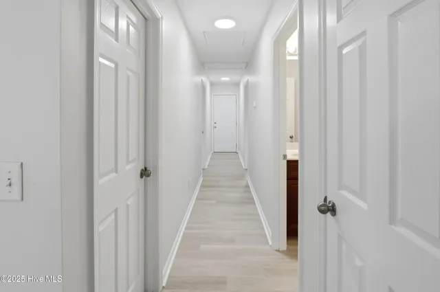 $1,600 | 107 Blossom Court, Maple Hill, NC 28454