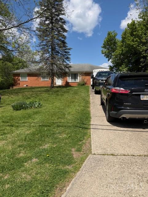 3030 Crest Road Cincinnati, OH 45251 - Photo 2 of 13 Gallery Image 2