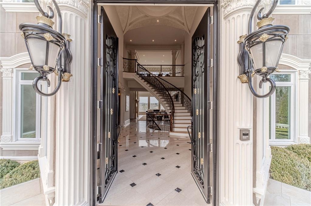 8330 Jett Ferry Road Sandy Springs, GA 30350 - Photo 6 of 98