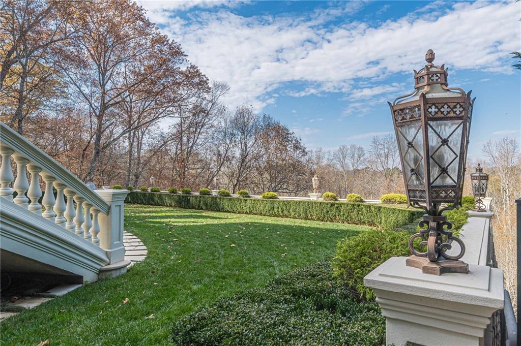 8330 Jett Ferry Road Sandy Springs, GA 30350 - Photo 91 of 98 a view of a garden with an outdoor space