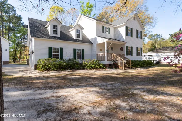 $425,000 | 589 Deer Run Road, New Bern, NC 28562