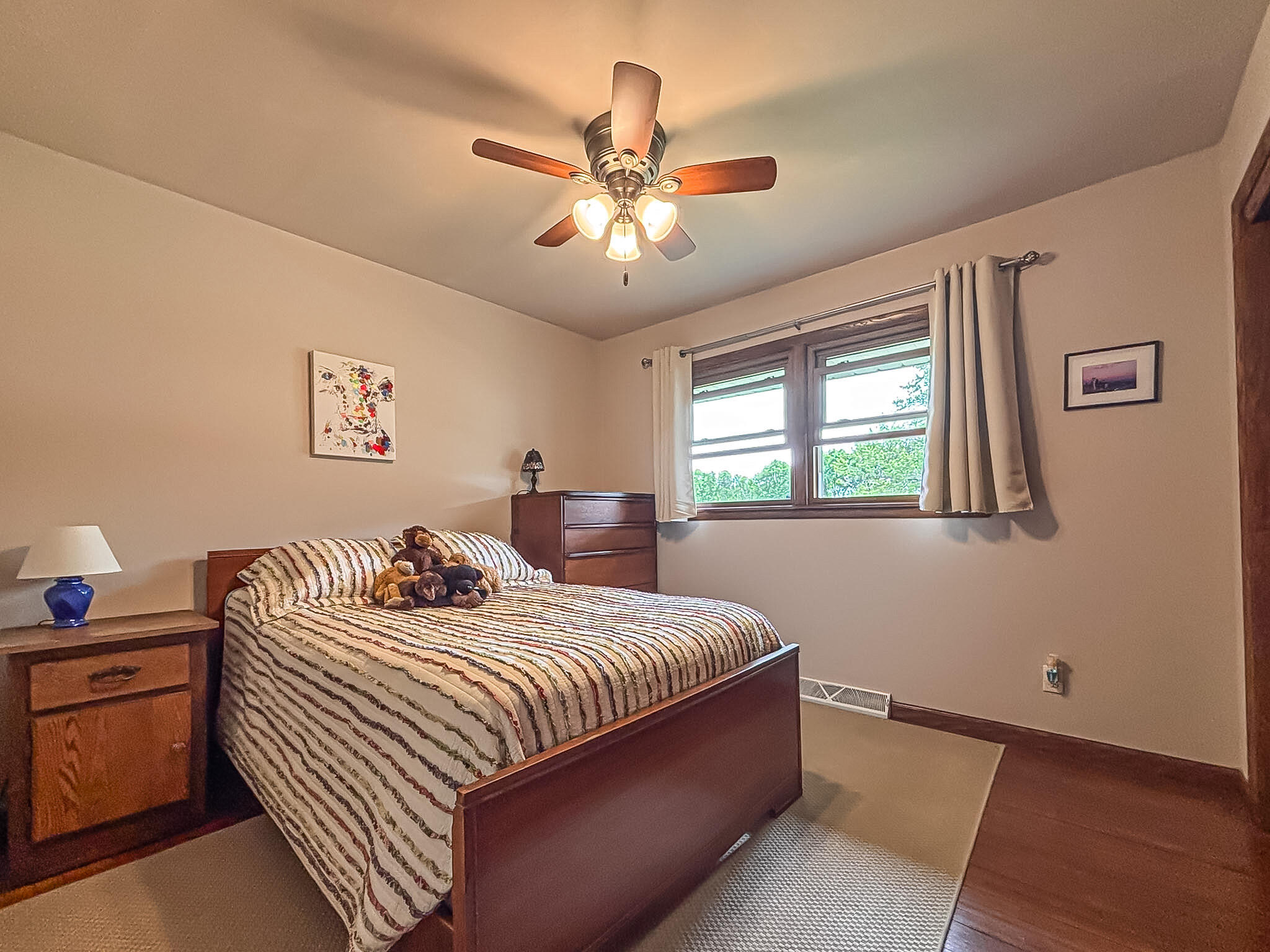 18260 West Willow Road New Berlin, WI 53146 - Photo 23 of 38 Bedroom 1